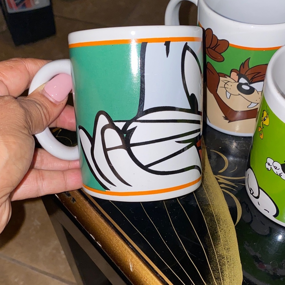 Box28 Warner Bros. Cartoon Character Mug Trio - Green, White, and Orange 12oz - Picture 3 of 6